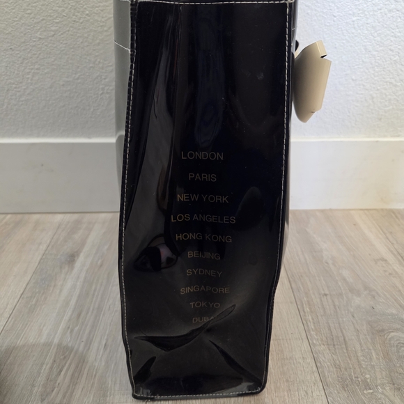 Ted Baker Black Patent Tote with Ivory Bow - Picture 2 of 9